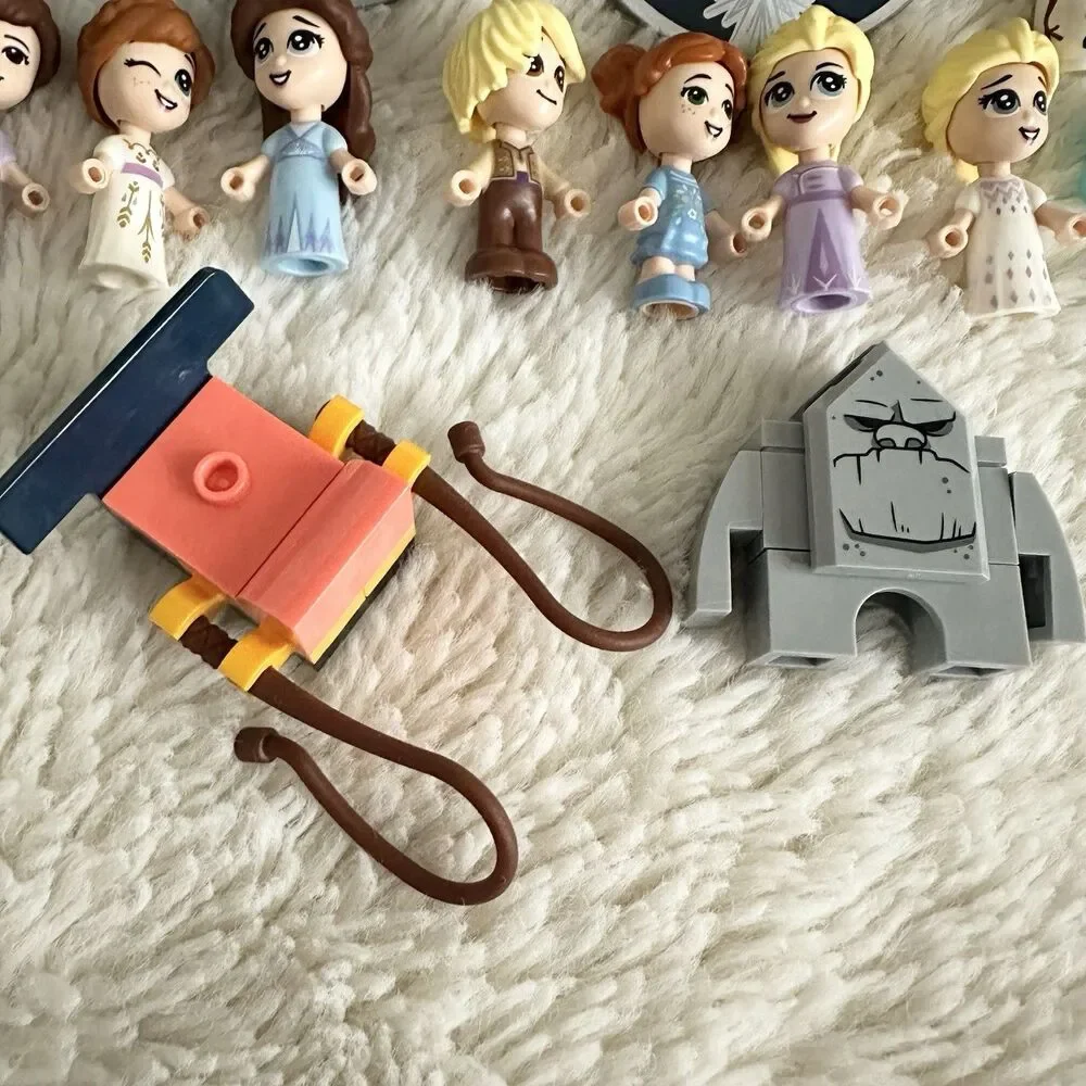 Lego Disney Princess Frozen 2 Storybook Minifigure Micro Dolls Accessory Pieces